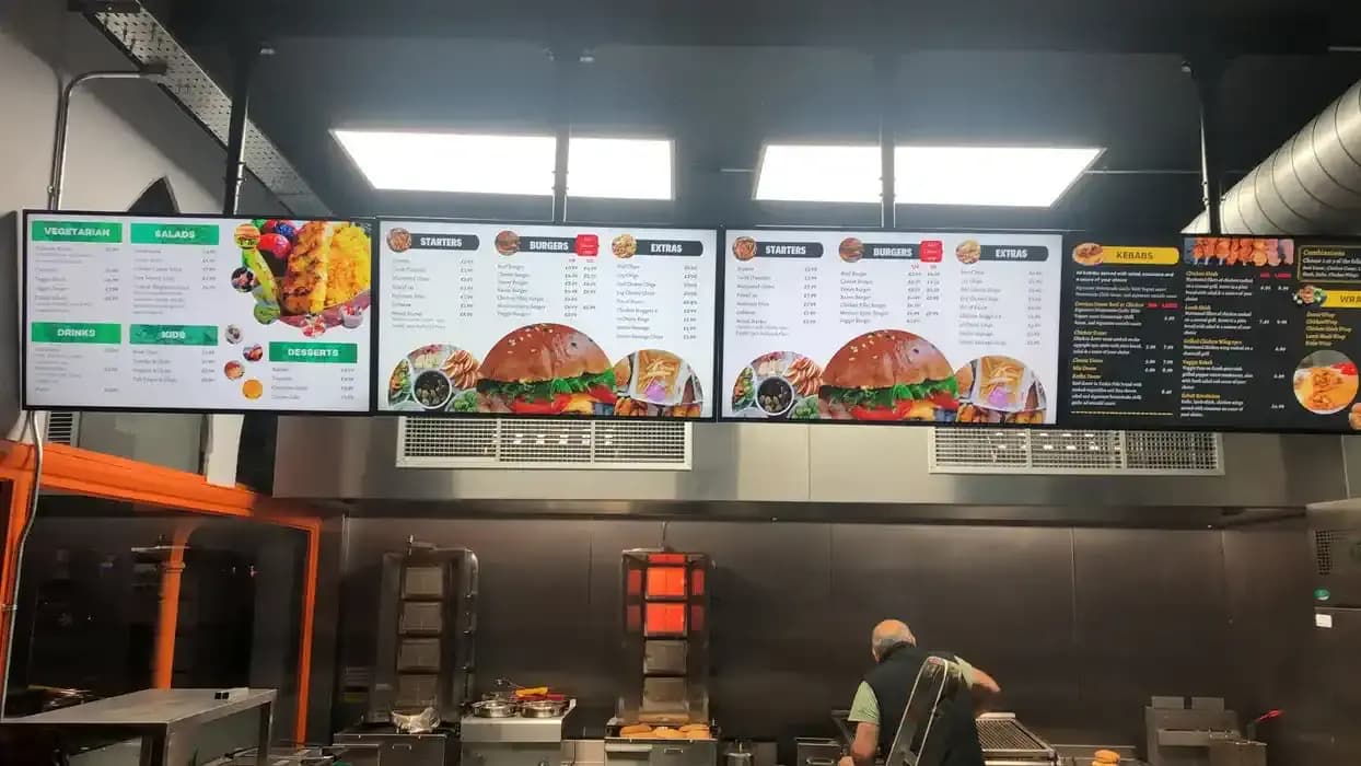 Multi-screen restaurant install